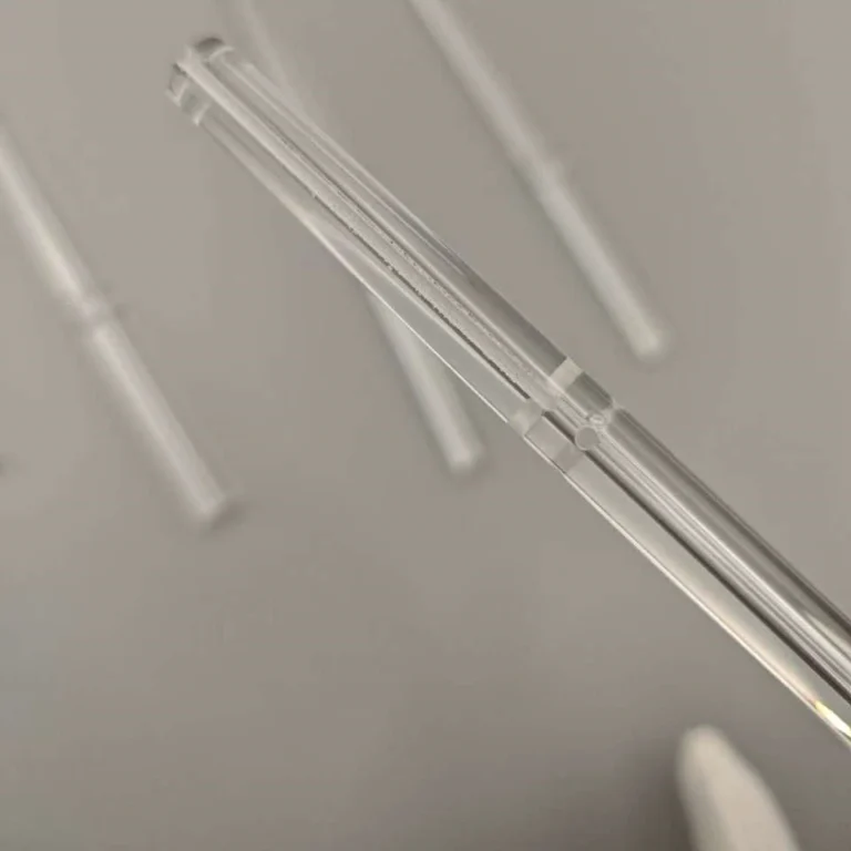 quartz-capillary-through-hole